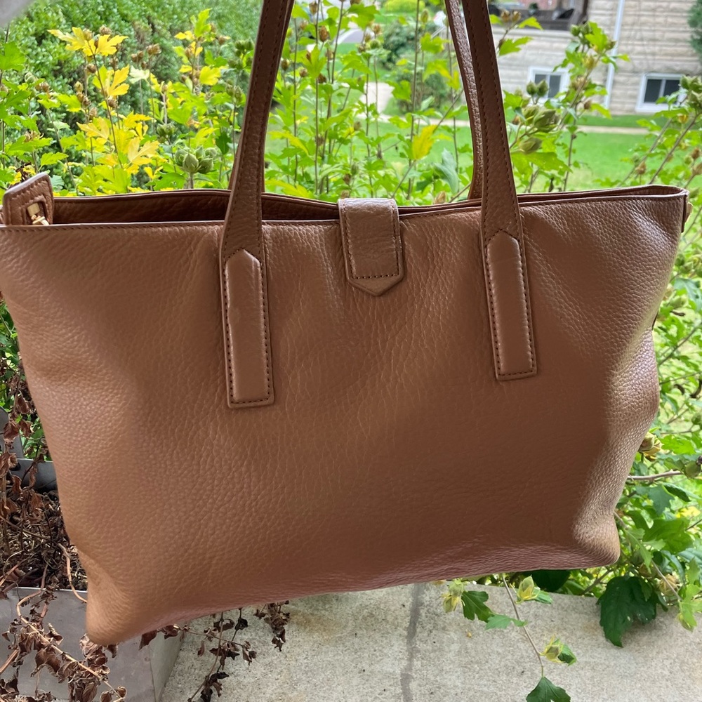 Tory Burch tote - Picture 2 of 6